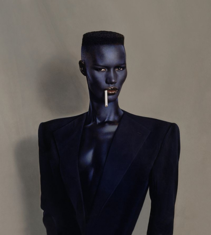 800px-Grace_Jones_portrait_by_Jean_Paul_