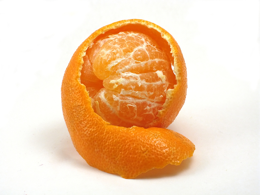 Mandarin-orange-in-peel2.jpg