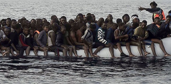 barconi-migranti-salvataggio-mare.jpg