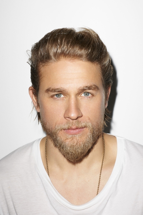 C__Data_Users_DefApps_AppData_INTERNETEXPLORER_Temp_Saved Images_Charlie-Hunnam-Wallpaper-8.jpg