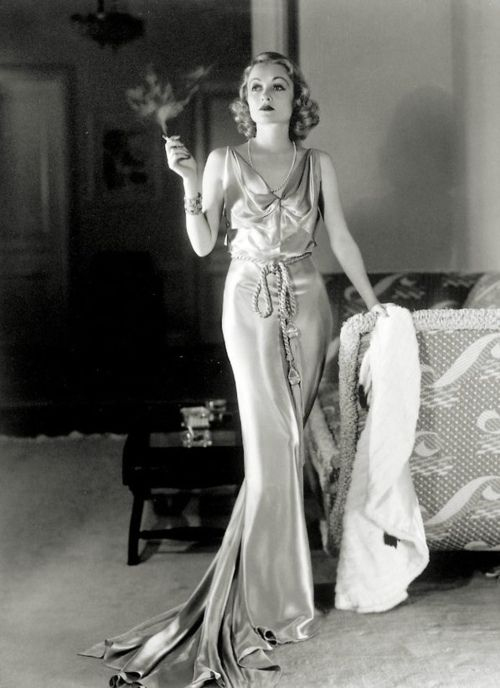 1930sfashionhollywood.jpg.a323d5398412e13dbe03ded29db4925f.jpg