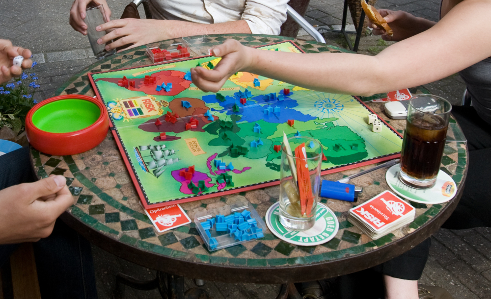 Amsterdam_-_Risk_players_-_1136_(cropped).jpg
